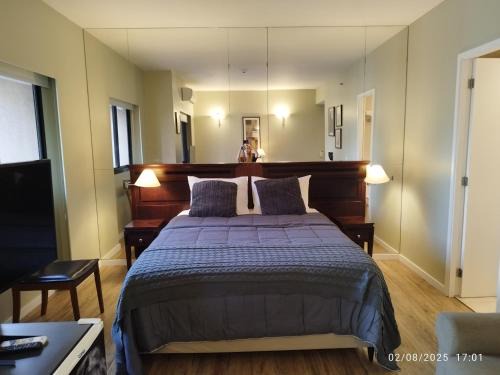 Itaim Bibi Appartement | Flat com Piscina Aquecida-Grátis Garagem manobrista 24h -Sauna-Varanda-Cafe e Chá a vontade