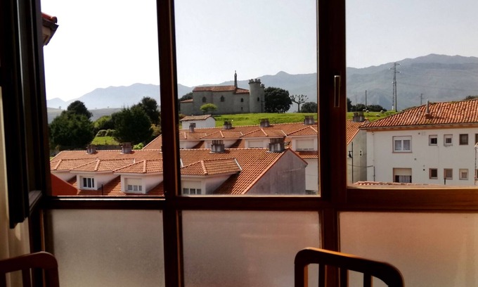 Llanes Appartement | Flat halfway between the beach and Llanes downtown