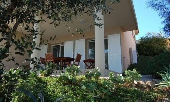 Porto Pollo Villa | Appartement rdc villa à 250m de la plage vue exceptionnelle.