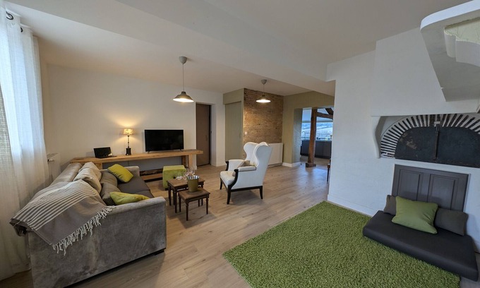 Saudoy Maison | Fleur de Champagne - Gîte Garden **** avec Sauna