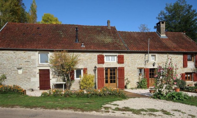 Mont-Saint-Jean Maison | Fleurey la Cabotaine