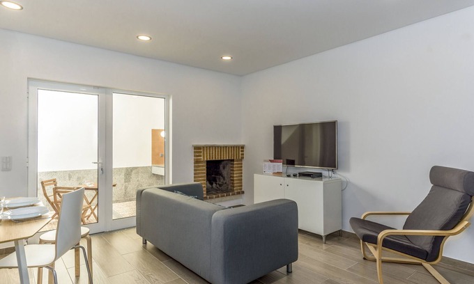 Se Chalet De Ski | FLH Faro Central House with Terrace