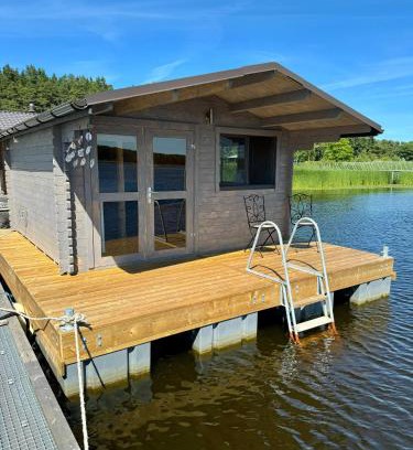 Plavniekkalns Maison | Floating Camp House