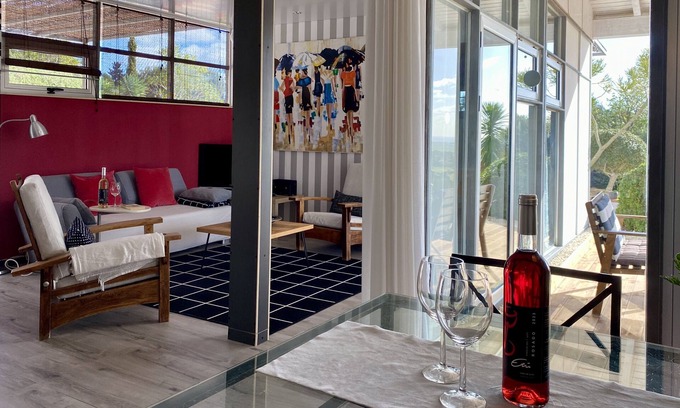 San Ambrosio Maison | Flooded with light, breathtaking views, refreshing pools, WIFI, peace and quiet guaranteed