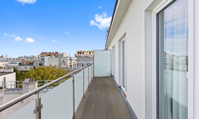 Schottenfeld Appartement | Flora Collection 8 in Vienna