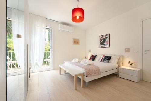 Santo Spirito Appartement | Florence Charming Apartments - Conventino Modern - One-bedroom Flat with Living Area and Garage near Boboli