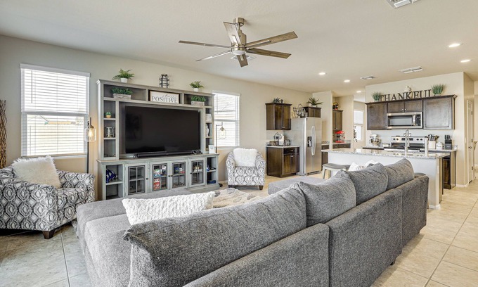 Florence Maison | Florence Home ~ 10 Mi to Historic District!