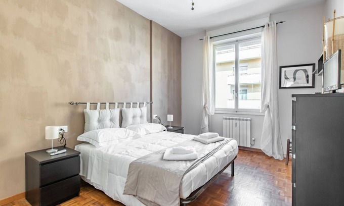 Isolotto Appartement | Florence Modern & Bright Apartment!