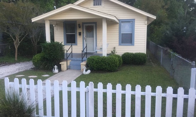 East Pensacola Heights Maison | Florida Cottage ..... Un somptueux mélange d'ancien et de nouveau!