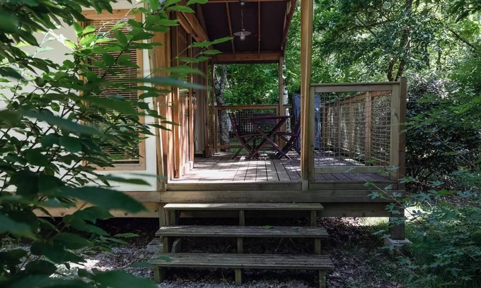 Saint-Antonin Noble Val Maison | EcoLodge 4 saisons Premium 40m² (2 chambres ) + Terrasse couverte 4 personnes