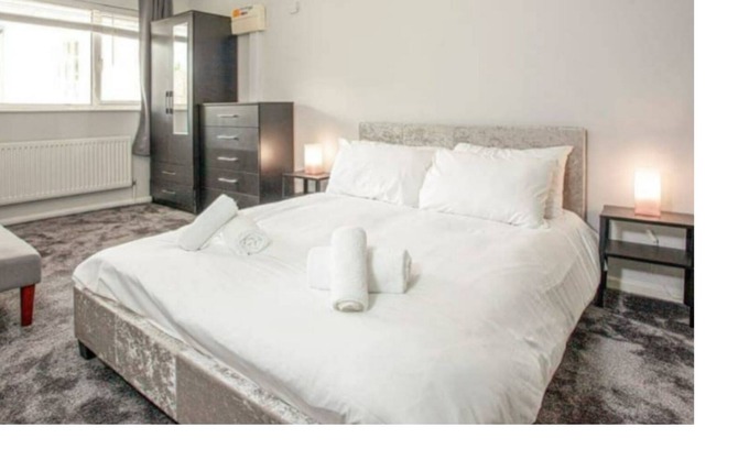 Roundham Maison | Maison-Famille-Salle de bain-8 Minutes to seafront