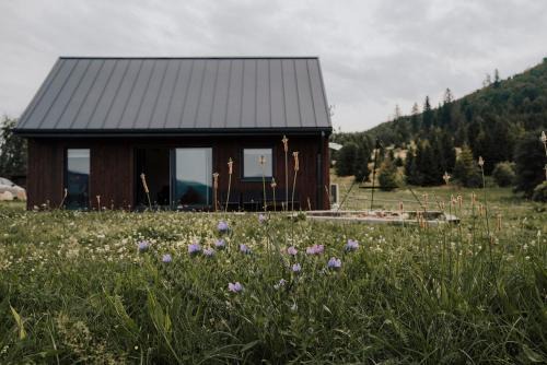 Ujsoy Maison | Folwark Soblówka - Domek AGAT