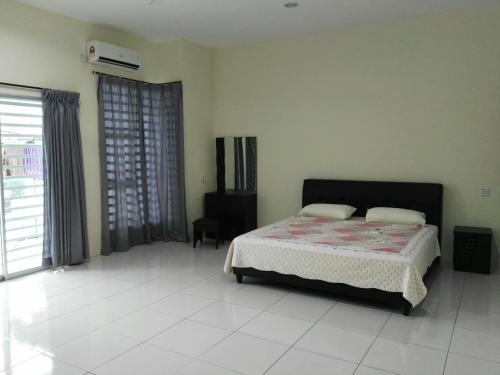 Taman Bersatu Maison | Fong's Ipoh SImpang Pulai Homestay