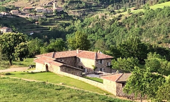 Desaignes Maison | Pour un séjour en toute quiétude, vieille batisse avec vue panoramique