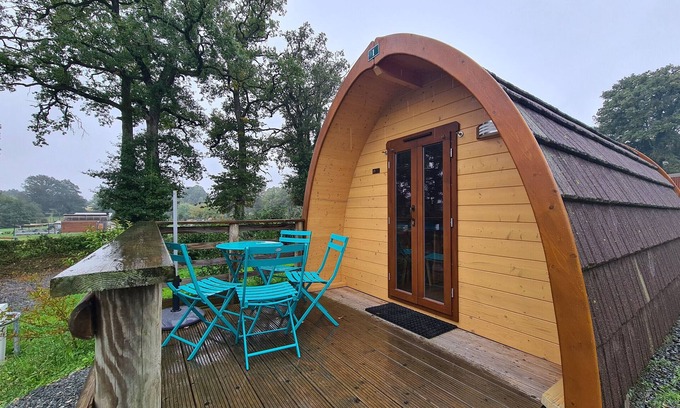 Pouligny-Notre-Dame Maison | Cabane forestière près base nautique avec terrasse et parking
