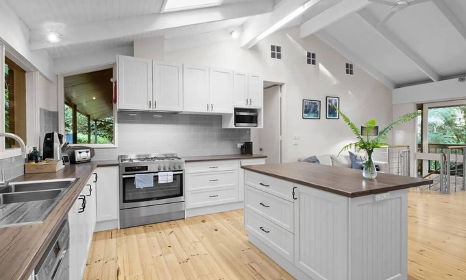 Menzies Creek Maison | Forest Hideaway Puffing Billy Railway