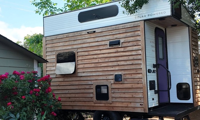 York Maison | Forest Lane Escapes: Chic & Private Tiny Home Charm – Pet-Friendly & Central