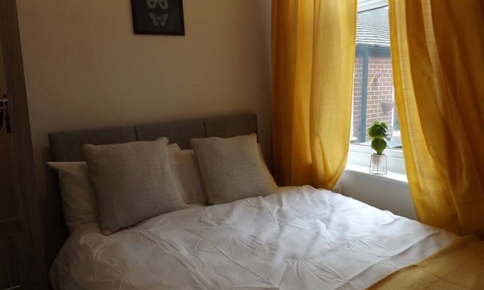 Stoke-on-Trent Appartement | Forest Park House