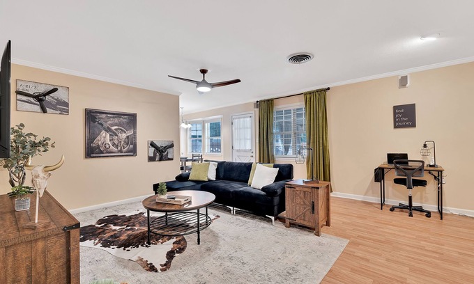Shreveport Maison | Forest Retreat - BBQ - Game Room