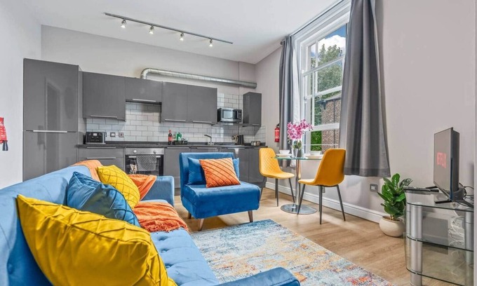 Forest Fields Appartement | Forest Suite Stay | Free Parking incl.