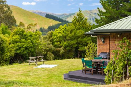 Little River Maison | Forest View - Spacious & private full home retreat