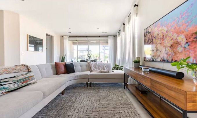 Casa Grande Maison | Forget your worries in this spacious and serene space.