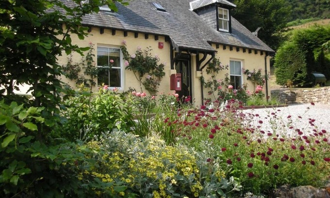 Dingwall Cottage | Ancienne maison de gardien du château Swordale