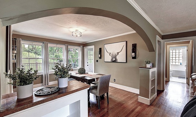 Kingsport Maison | Fort Henry - Pool Table, Fire Pit, Prime Location in Kingsport