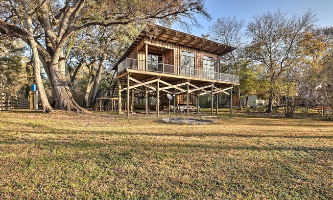 Fort White Maison | Fort White Retreat: Deck & River Access!