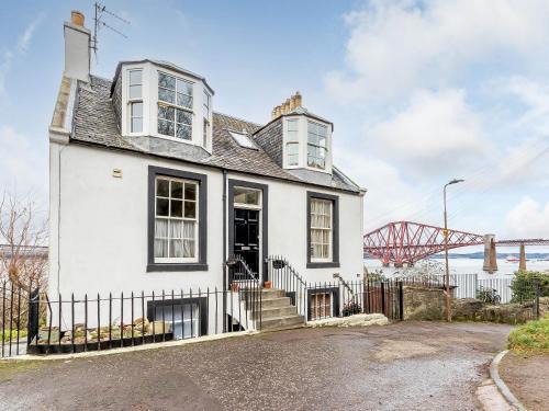 South Queensferry Maison | Forth Reflections