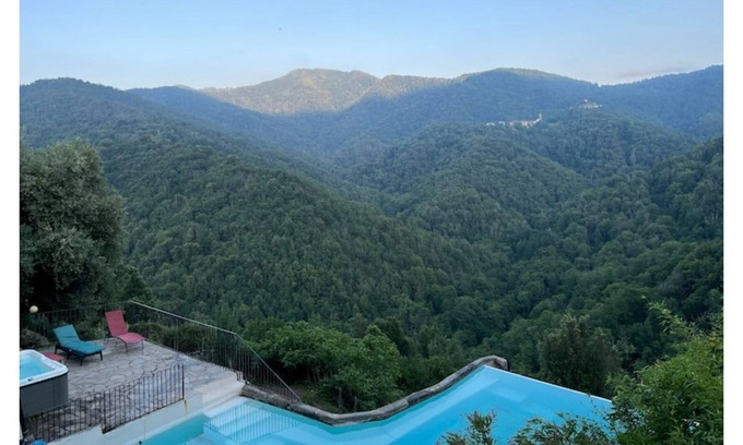 Carcheto-Brustico Appartement | Fortified medieval hamlet.