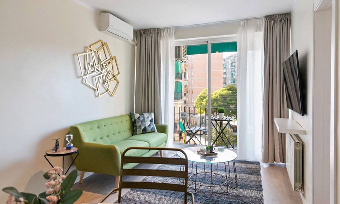 Sant Marti Appartement | Forum 4 Apartment