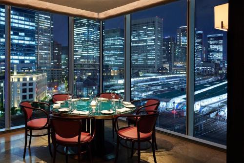 Chiyoda Hôtel | Four Seasons Hotel Tokyo at Marunouchi