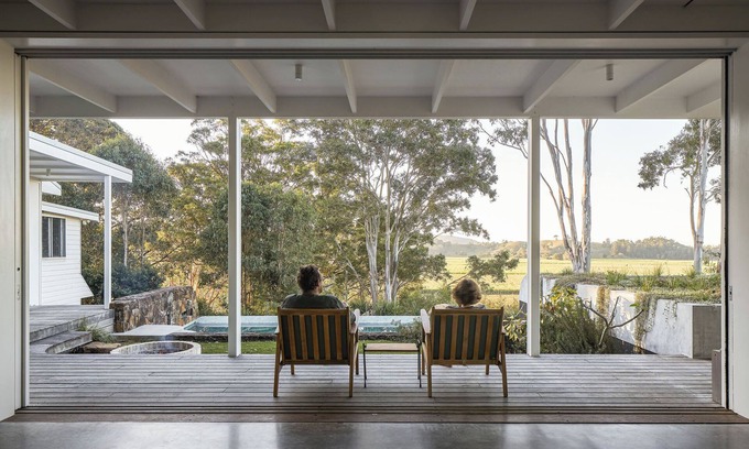 Crabbes Creek Maison | Four Winds! Architecturally renovated & designed with Pool and Panoramic Views