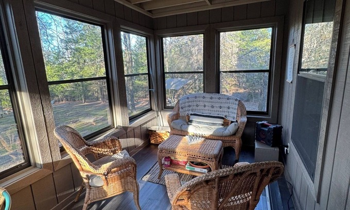 Canton Cabine | Fox Creek - Secluded Cabin with Hot Tub - New Owner!