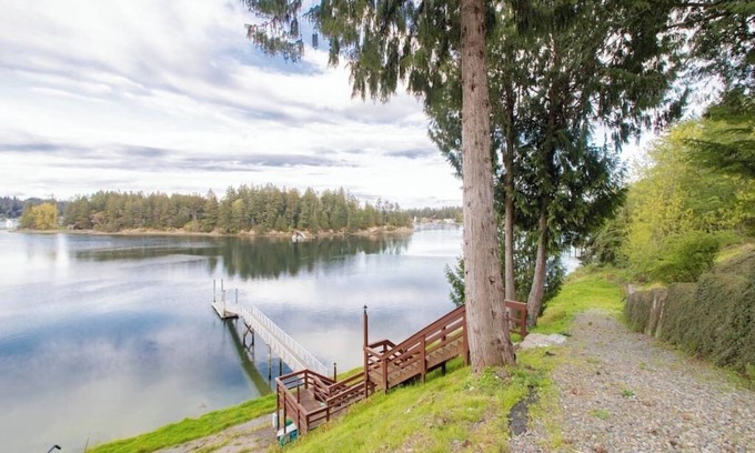 Fox Island Maison | Fox Island Waterfront Home w/ Dock