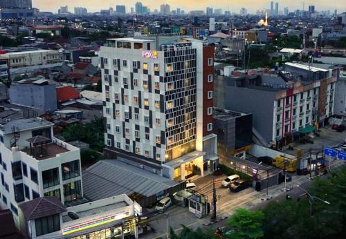 Tanjung Duren Utara Hôtel | FOX Lite Grogol Jakarta