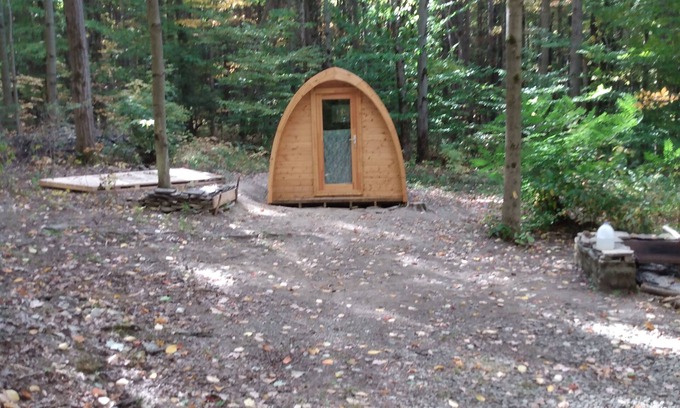 Etna Maison | Fox's Den Camping Pod at Camp Earth Connection