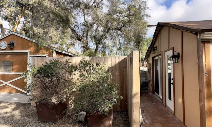 Mesa Verde Appartement | Foxtrot - Costa Mesa, Newport Beach, Couples Unit