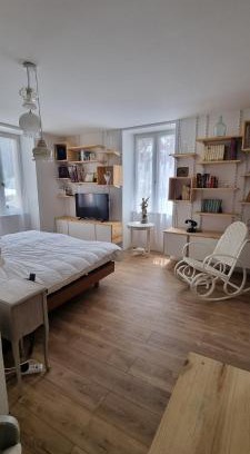 Javerlhac-et-la-Chapelle-St-Robert Appartement | Joli studio
