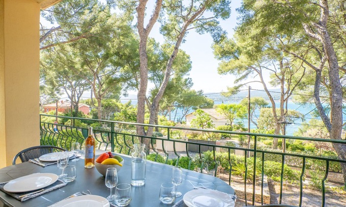 La Madrague Appartement | Les Goelands by Interhome