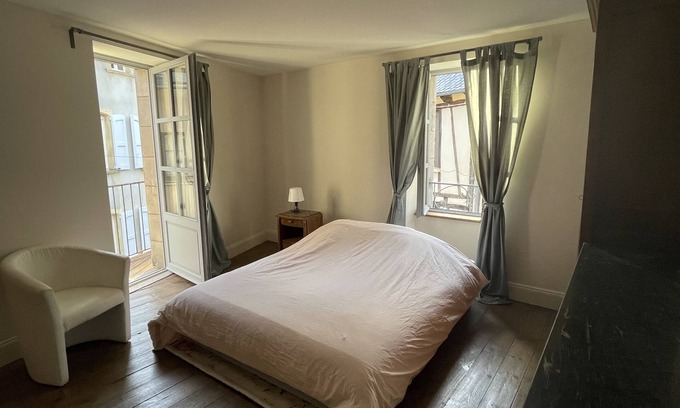 Saint-Geniez-d'Olt Maison | Maison de ville au coeur du village