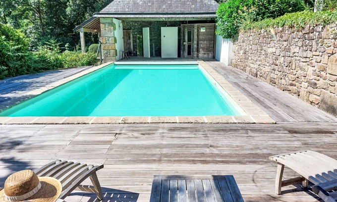 Saint-Georges-de-Reintembault Maison | La Grulais by Interhome