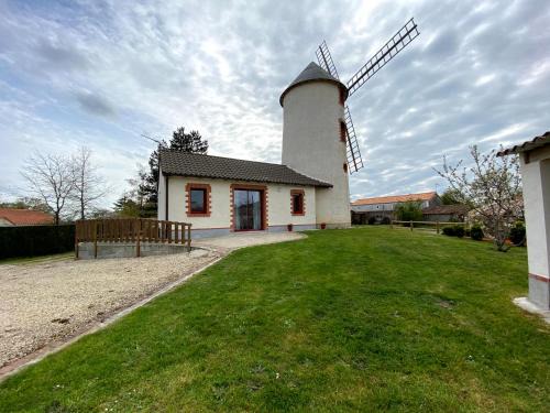 Saint-Georges-des-Gardes Maison | LE MOULIN DES GARDES
