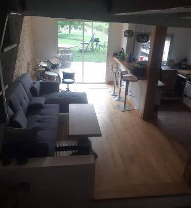 Saint-Sulpice-de-Faleyrens Appartement | 160 m² Appartement ∙ 3 chambres ∙ 12 personnes