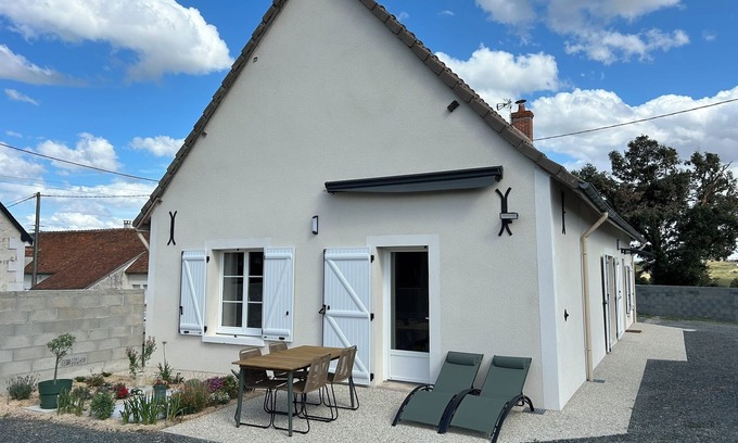 Faverolles Maison | Country house, 10 min from Beauval Zoo and close to the Loire castles!