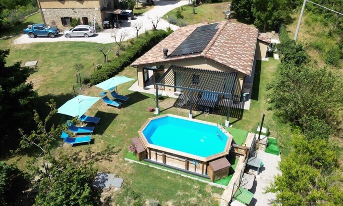 Monteluiano Maison | Casalotto Francescano directement sur le chemin de San Francesco, toute la maison
