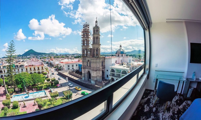 Centro Hôtel | Fray Junipero Serra