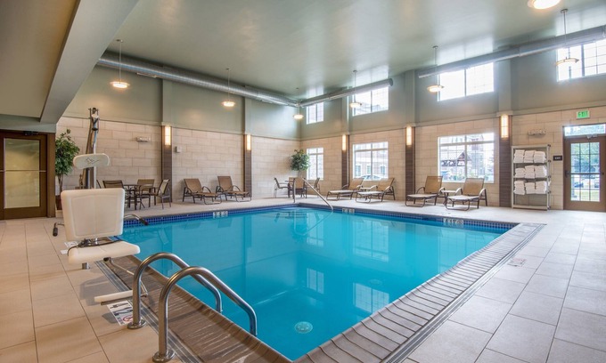 East Texas Appartement | Studio accessible aux malentendants | Petit déjeuner gratuit + piscine intérieure + centre d'affaires 24h / 24