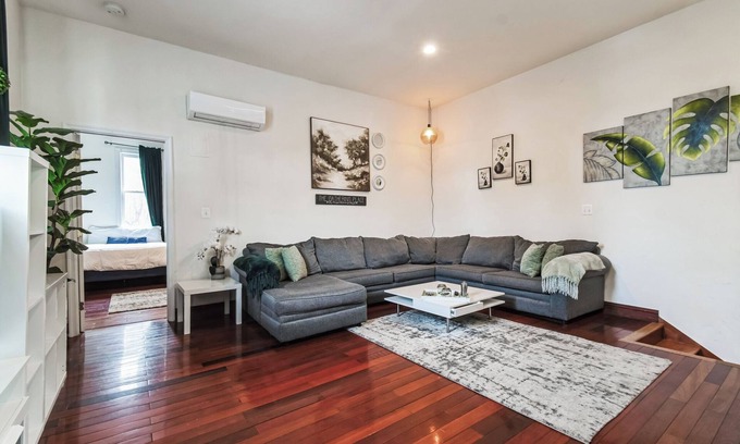 Le Droit Park Copropriété | Free private parking! Spacious, vibrant home! 2-bedroom condo with WiFi